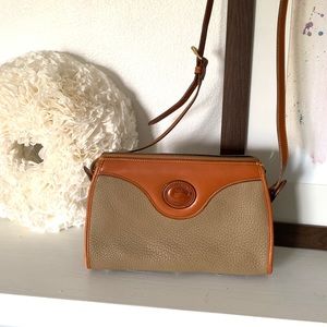 Vintage Dooney and Bourke excellent condition